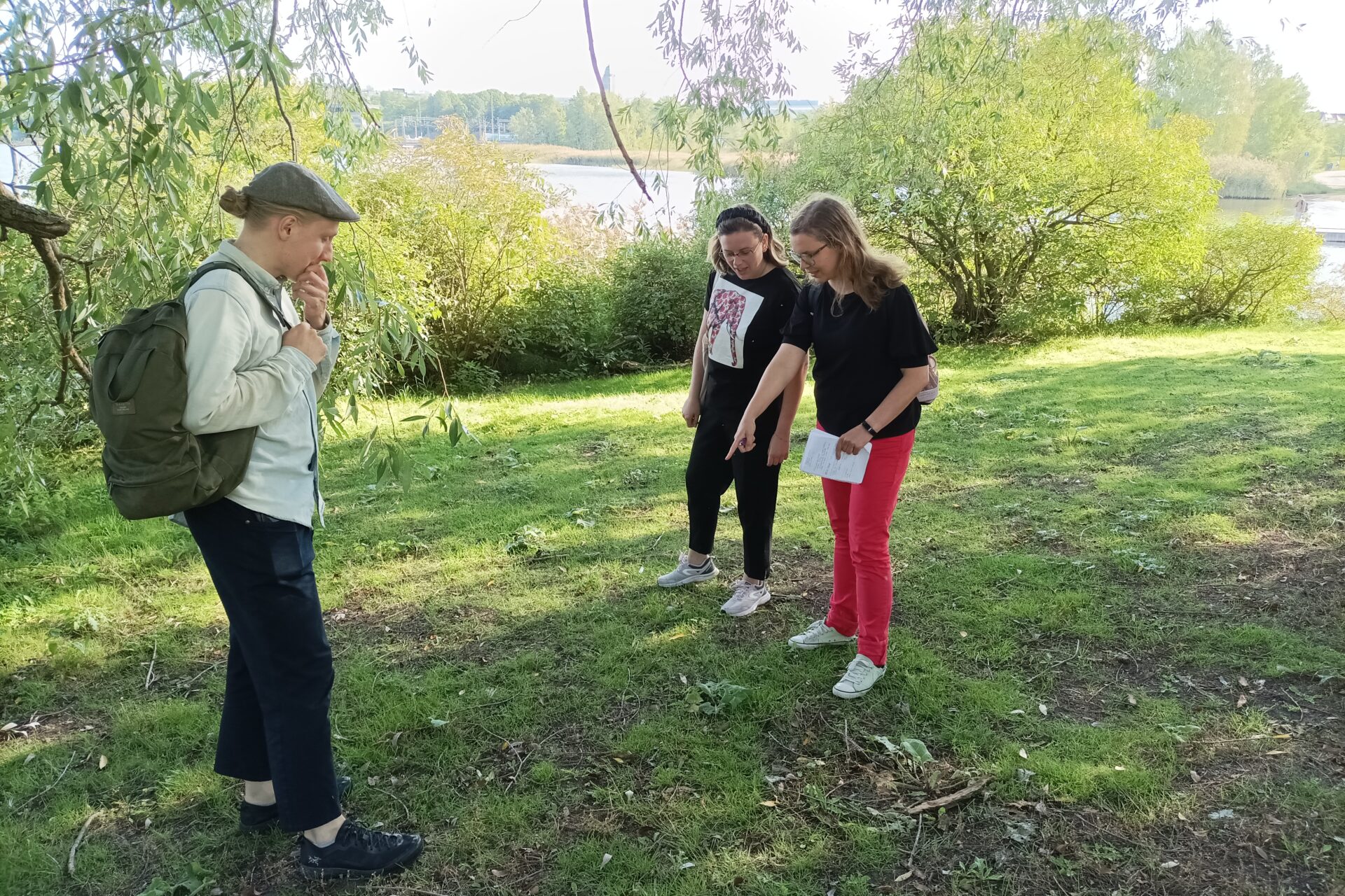 Searching for carbon on science walks in Töölönlahti bay - CO-CARBON